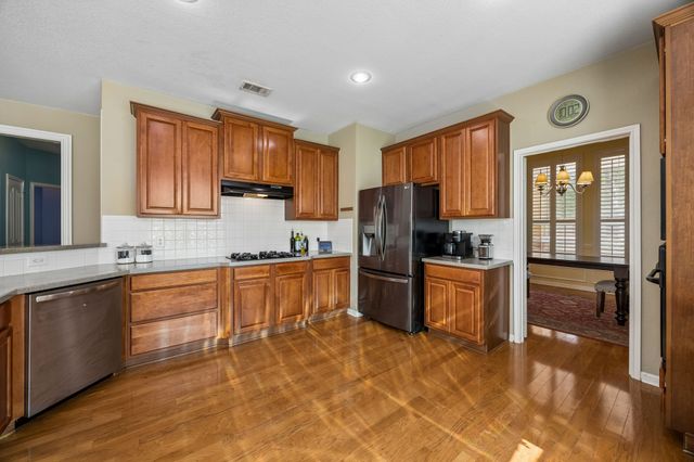 4112 Duncan Way, Fort Worth, TX 76244