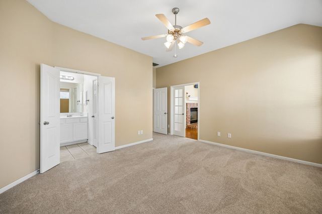 4112 Duncan Way, Fort Worth, TX 76244