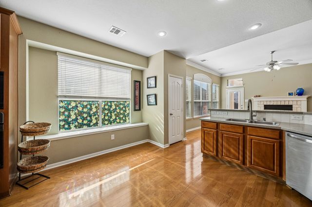 4112 Duncan Way, Fort Worth, TX 76244