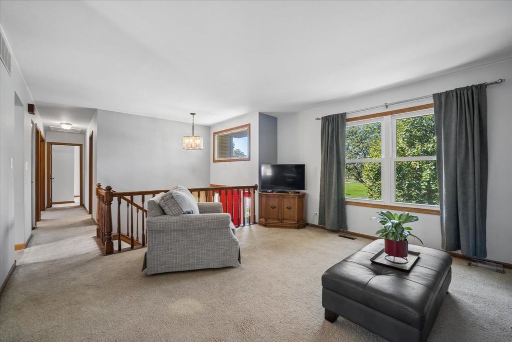 1185 S Appletree Lane, Bartlett, IL 60103 — photo 3