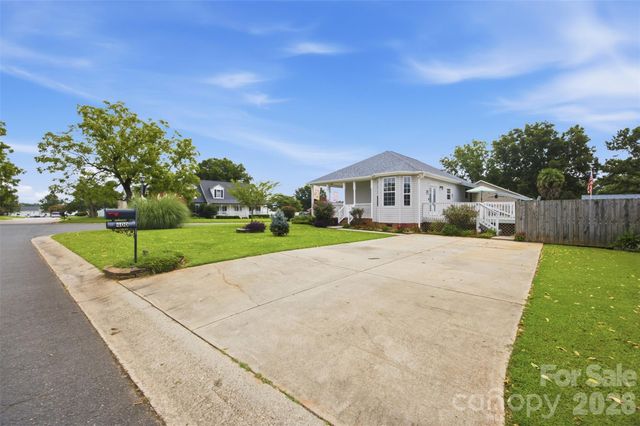 400 Brookhollow Drive, York, SC 29745