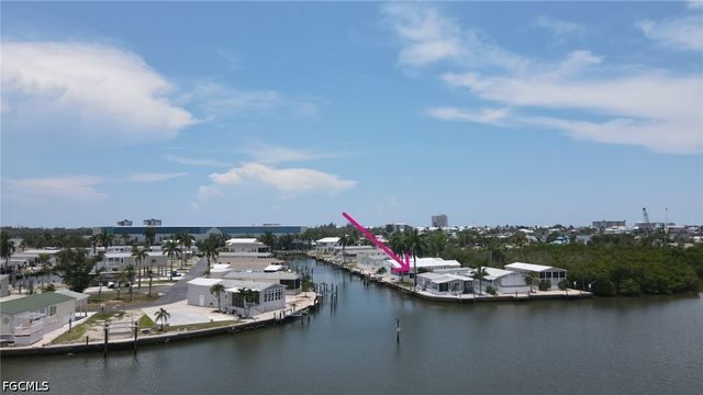 3 Galleon WAY, Fort Myers Beach, FL 33931