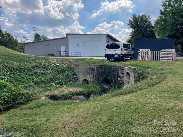 1608 Duckworth Avenue, Charlotte, NC 28208