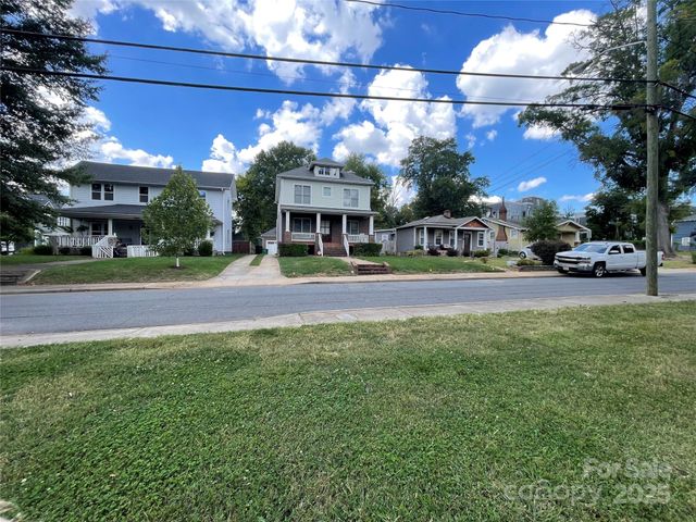 1608 Duckworth Avenue, Charlotte, NC 28208