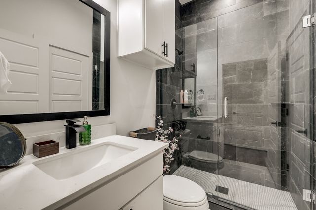 2618 Carpenter Avenue, Dallas, TX 75215