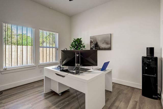 2618 Carpenter Avenue, Dallas, TX 75215