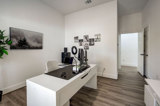 2618 Carpenter Avenue, Dallas, TX 75215