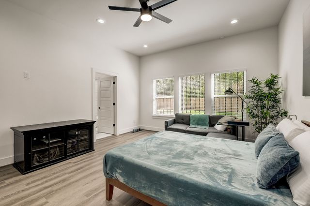 2618 Carpenter Avenue, Dallas, TX 75215