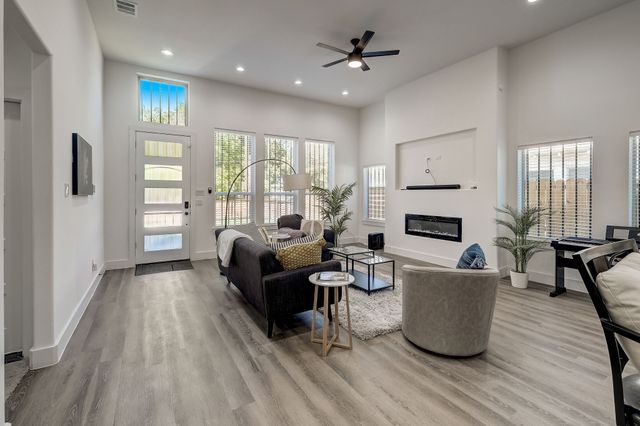 2618 Carpenter Avenue, Dallas, TX 75215