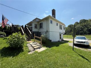 218 Pennsylvania Ave, Irwin, PA 15642