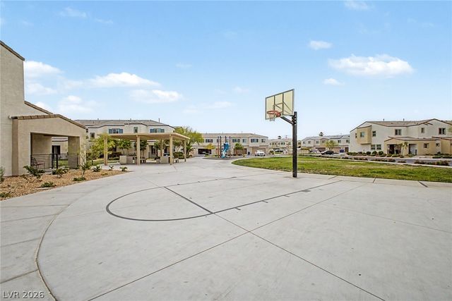 1880 Arcadian King Sun Street, Las Vegas, NV 89106