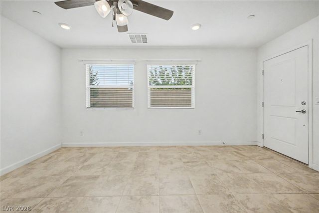 1880 Arcadian King Sun Street, Las Vegas, NV 89106