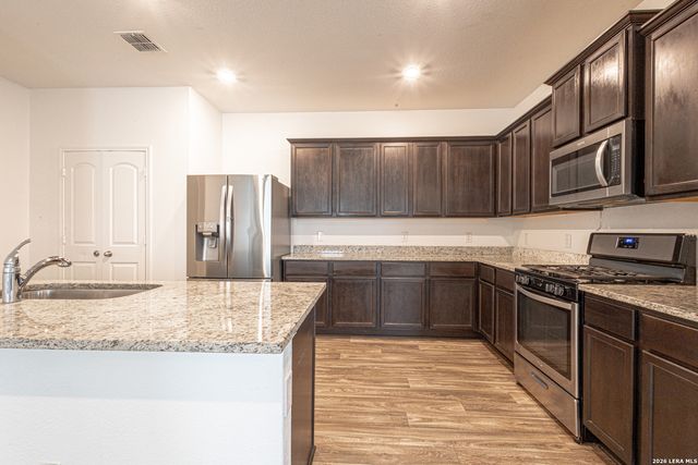 3951 Trail De Paris, New Braunfels, TX 78132