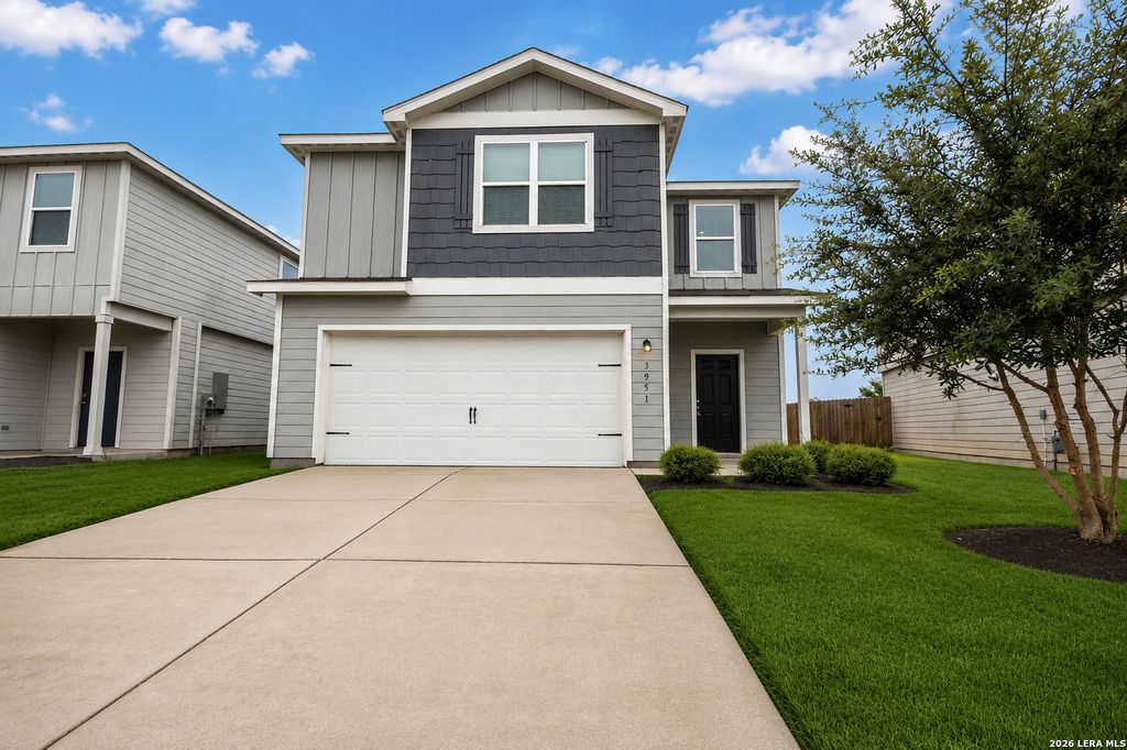 3951 Trail De Paris, New Braunfels, TX 78132