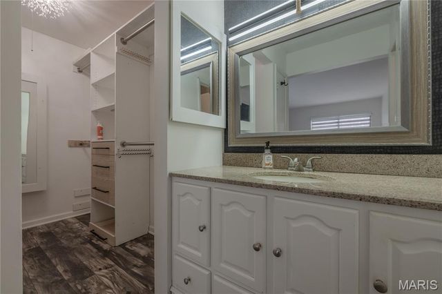 149 Rue Grand Drive, Lake St Louis, MO 63367