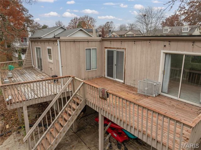 149 Rue Grand Drive, Lake St Louis, MO 63367