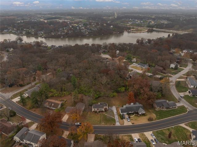 149 Rue Grand Drive, Lake St Louis, MO 63367