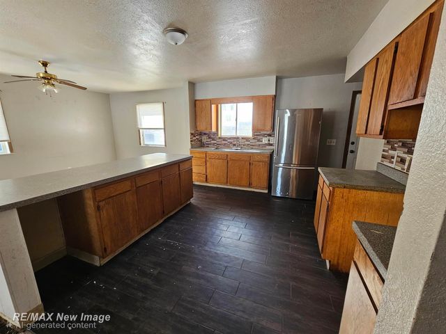 7 Weymouth Court, Saginaw, MI 48601