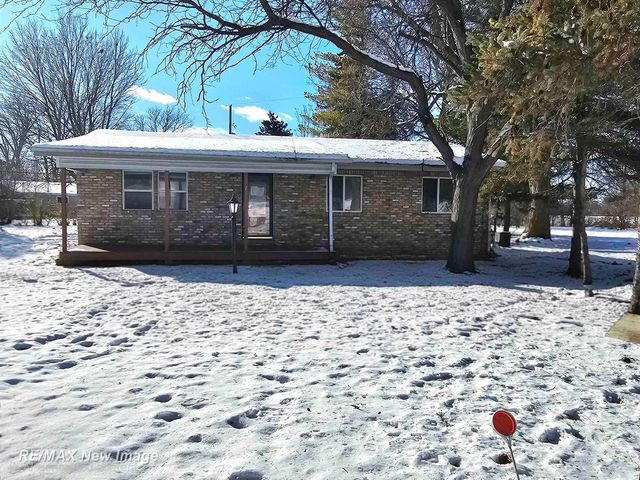 7 Weymouth Court, Saginaw, MI 48601