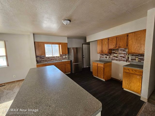 7 Weymouth Court, Saginaw, MI 48601