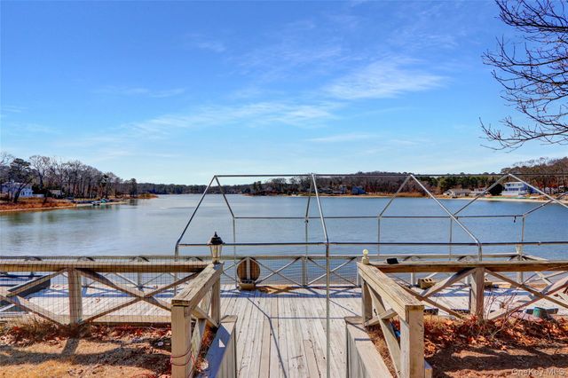 243 Lakeside Trail, Ridge, NY 11961