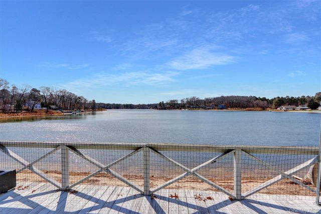 243 Lakeside Trail, Ridge, NY 11961