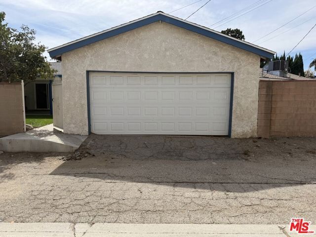 11026 Gerald Avenue, Los Angeles, CA 91344
