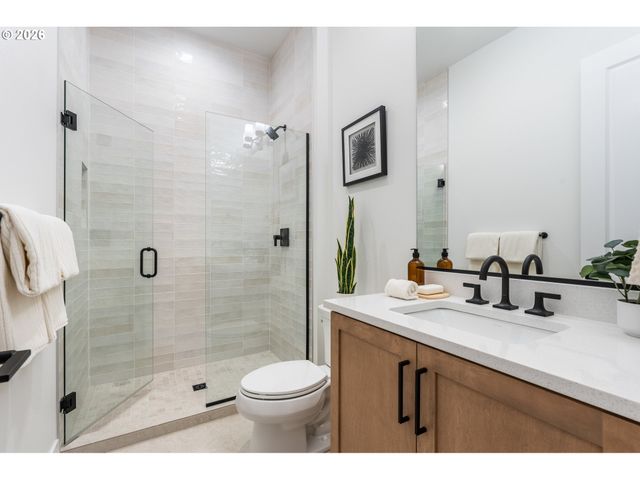 4768 N ADAMS St, Camas, WA 98607