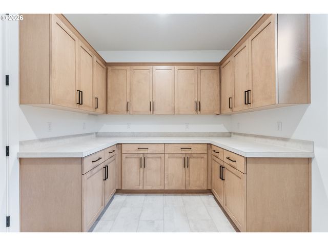 4768 N ADAMS St, Camas, WA 98607