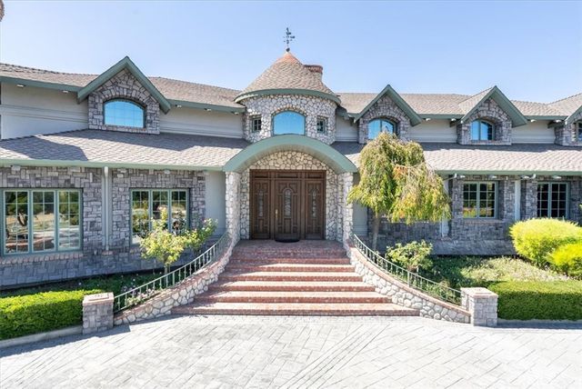 8283 Cross Canyons Road, San Miguel, CA 93451