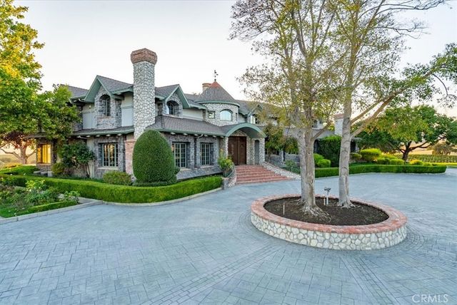 8283 Cross Canyons Road, San Miguel, CA 93451
