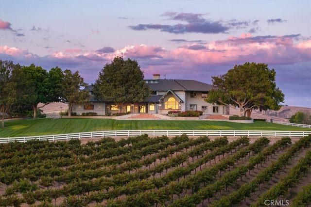 8283 Cross Canyons Road, San Miguel, CA 93451