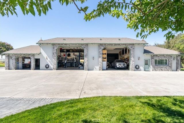 8283 Cross Canyons Road, San Miguel, CA 93451