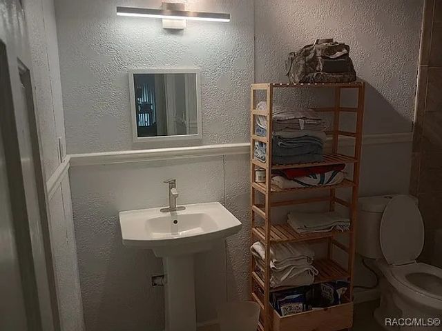 12 Palm Drive, Yankeetown, FL 34498