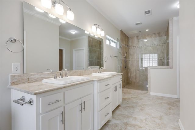 2009 American DR, Lago Vista, TX 78645