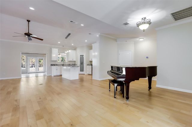 2009 American DR, Lago Vista, TX 78645