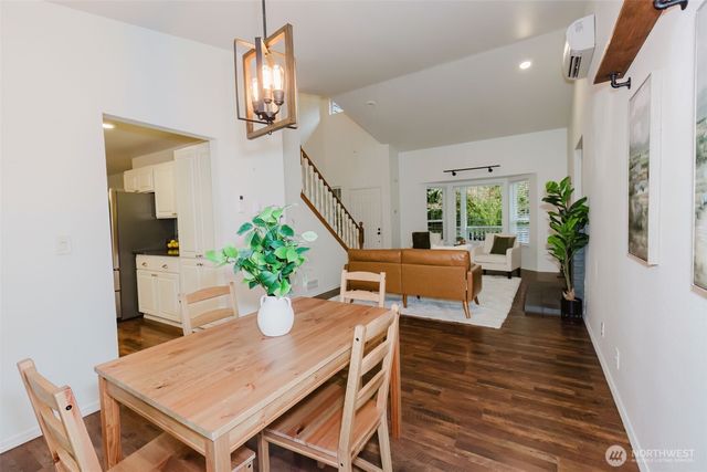 20265 Robin Lane NE, Suquamish, WA 98392