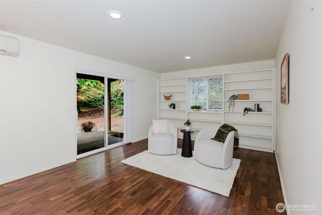 20265 Robin Lane NE, Suquamish, WA 98392