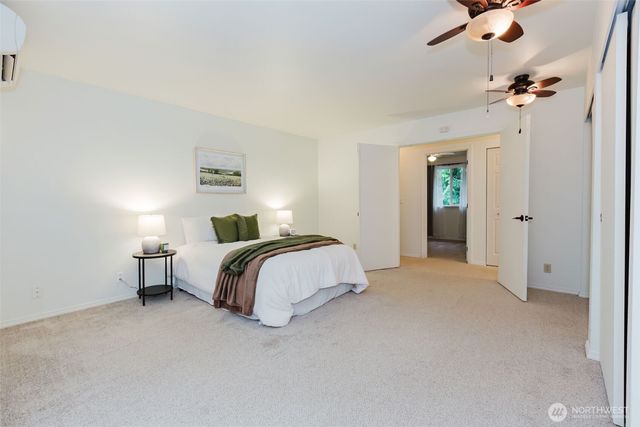 20265 Robin Lane NE, Suquamish, WA 98392