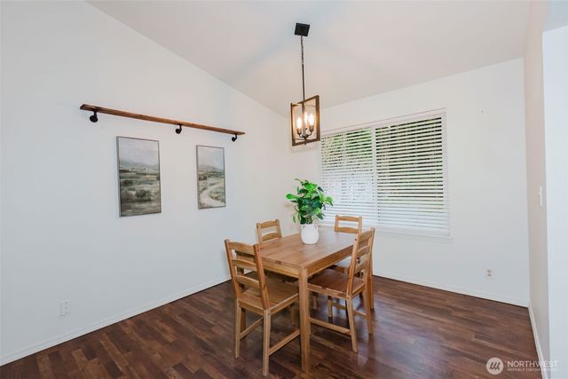 20265 Robin Lane NE, Suquamish, WA 98392