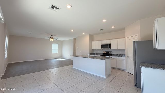 6555 W MAGDALENA Lane, Laveen, AZ 85339