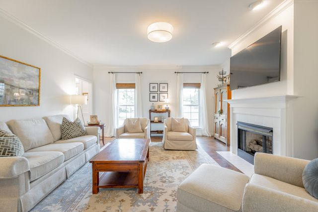 3623 Gentry Station Drive, Signal Mountain, TN 37377