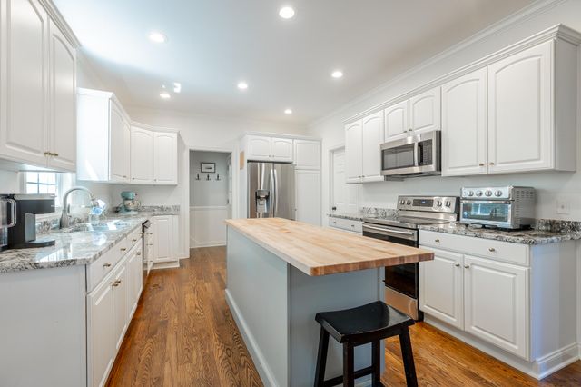 3623 Gentry Station Drive, Signal Mountain, TN 37377