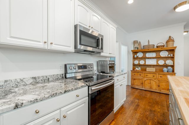 3623 Gentry Station Drive, Signal Mountain, TN 37377