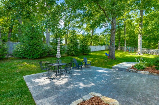 3623 Gentry Station Drive, Signal Mountain, TN 37377