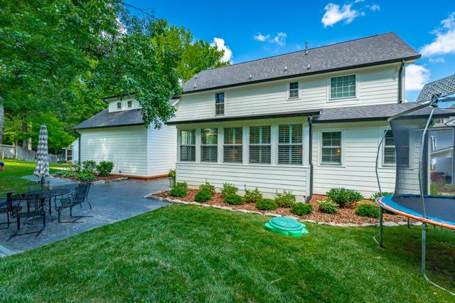 3623 Gentry Station Drive, Signal Mountain, TN 37377