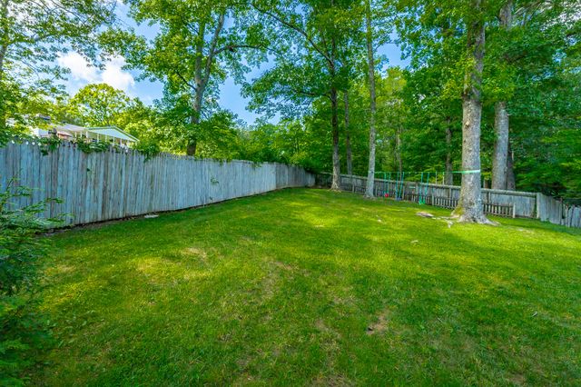 3623 Gentry Station Drive, Signal Mountain, TN 37377
