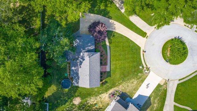 3623 Gentry Station Drive, Signal Mountain, TN 37377