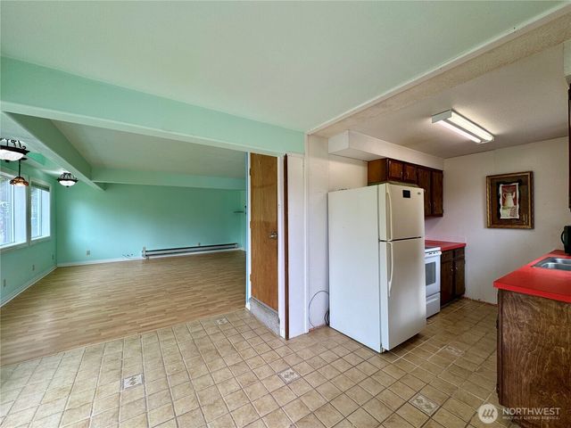 111 Vela Street SW, Ocean Shores, WA 98569