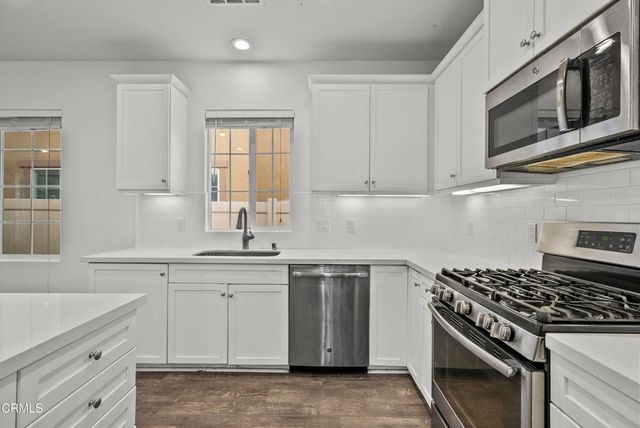 693 Nile River Drive, Oxnard, CA 93036